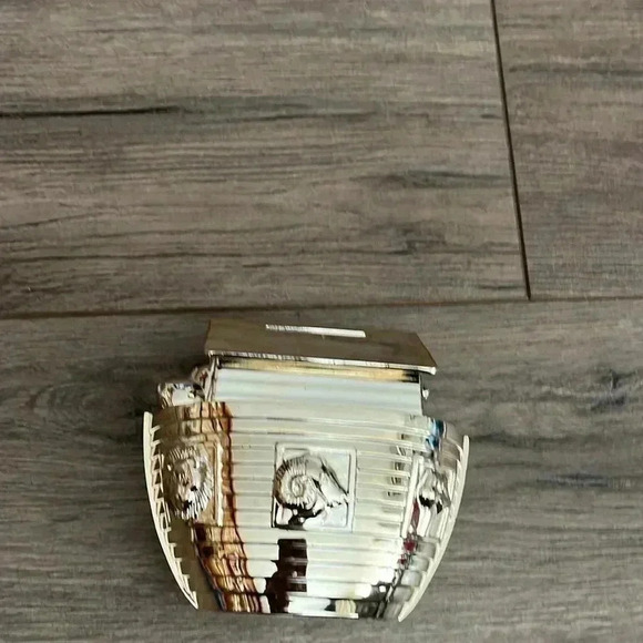 Maison Birks  Silver Toned Noah Ark Coin Bank Piggy Bank - Picture 2 of 9